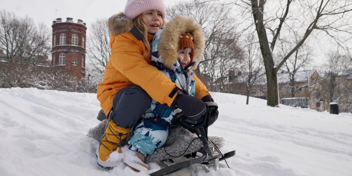 6 tips til hvordan kle barna i overgangssesonger - Guttelus.no