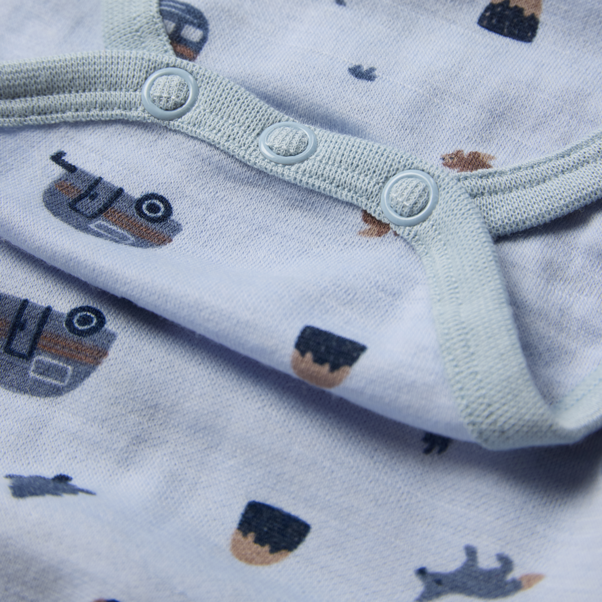 Hust & Claire - Ullbody Camp Baby Blue