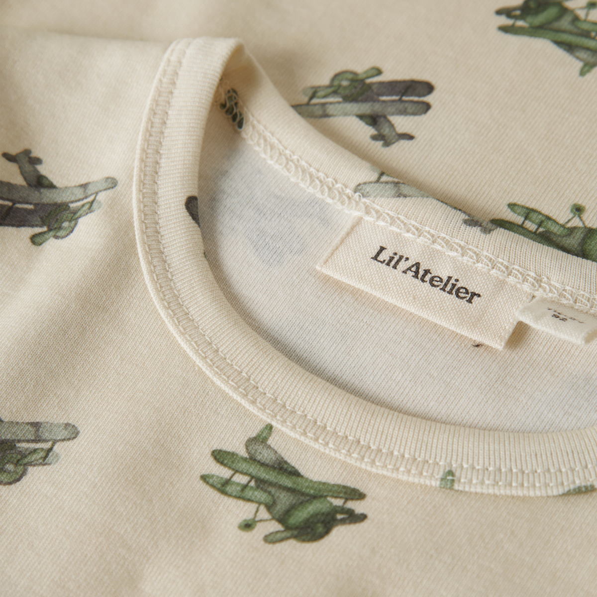 Lil'Atelier - Genser Layo Coconut Milk Airplane
