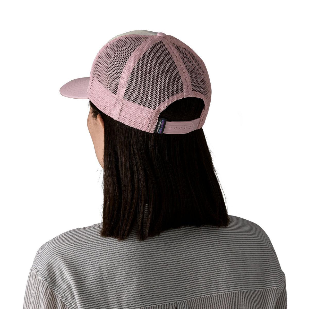 Patagonia - Caps P-6 Logo Trucker Hat White w/Quiet Violet