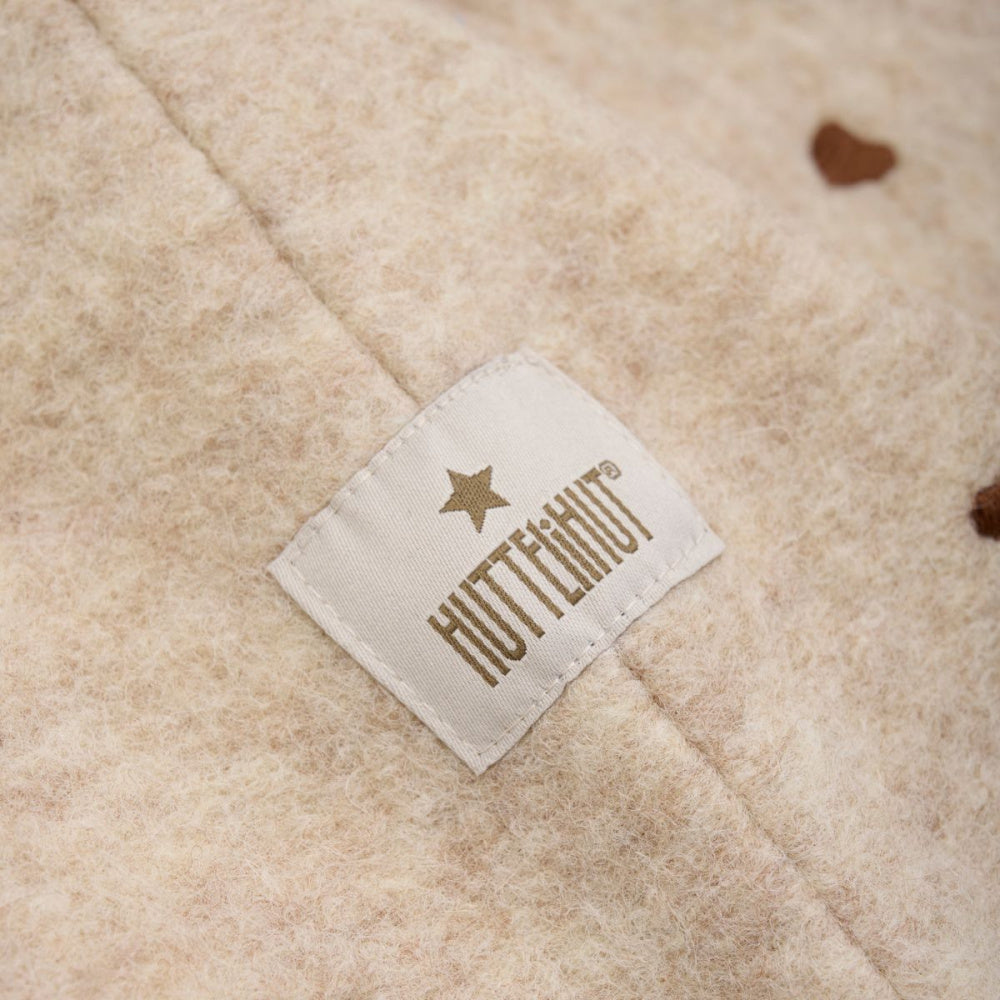 Huttelihut - Balaclava Ull Broderte Hjerter Sand Melange