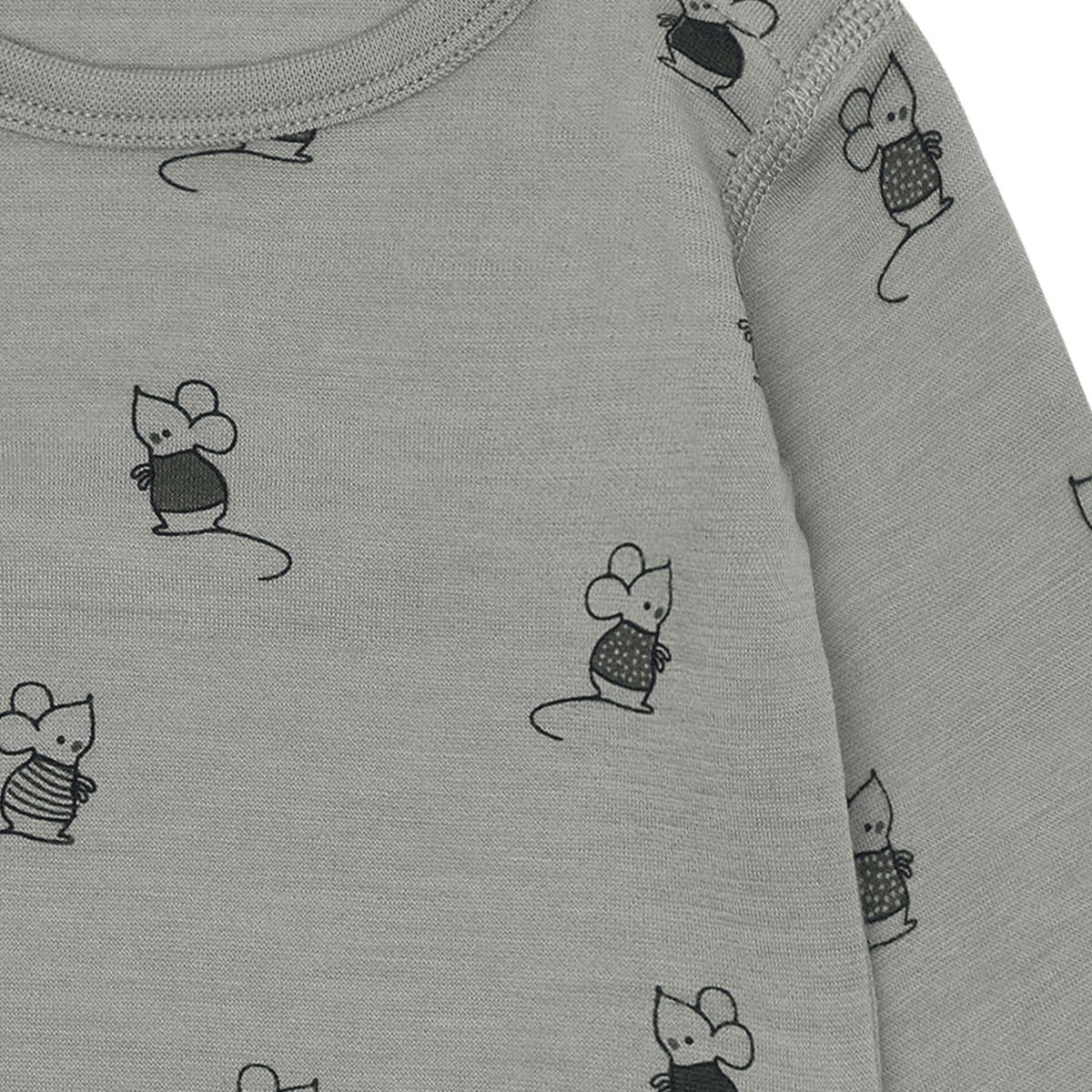 Hust and Claire - Ullbody Bo Mouse Forest Fog - Guttelus.no