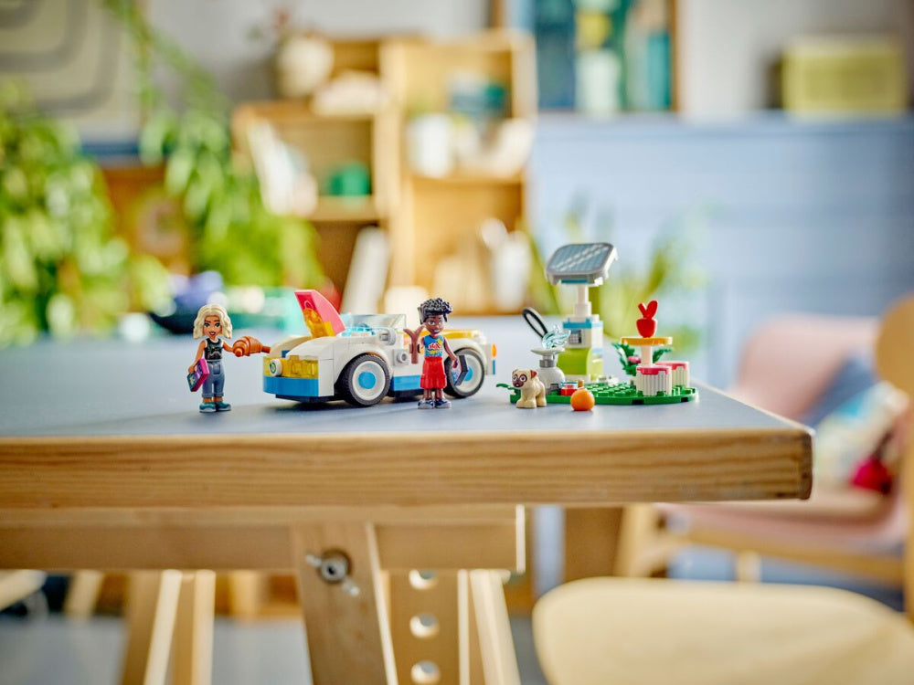 LEGO - Friends Elbil og ladestasjon