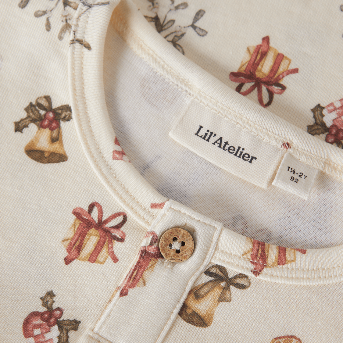 Lil' Atelier - Julepysj 2-delt Layo Turtledove Old Christmas - Guttelus