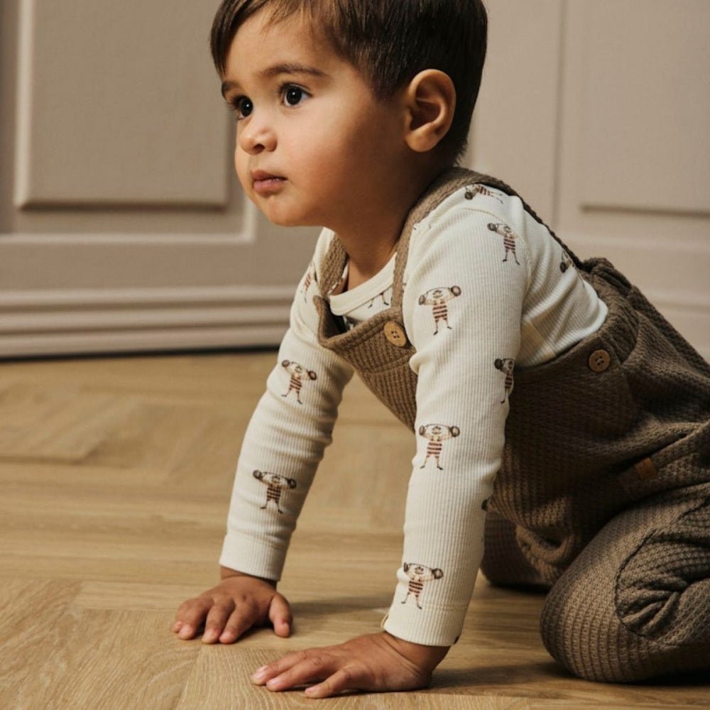 Lil'Atelier - Body Lavo Turtledove Strong Man - Guttelus.no