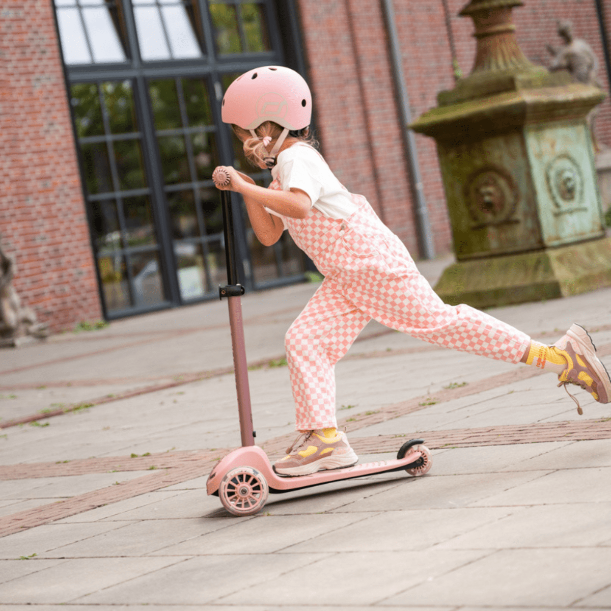 Scoot & Ride - Sparkesykkel Highwaykick 3S Rose - Guttelus.no