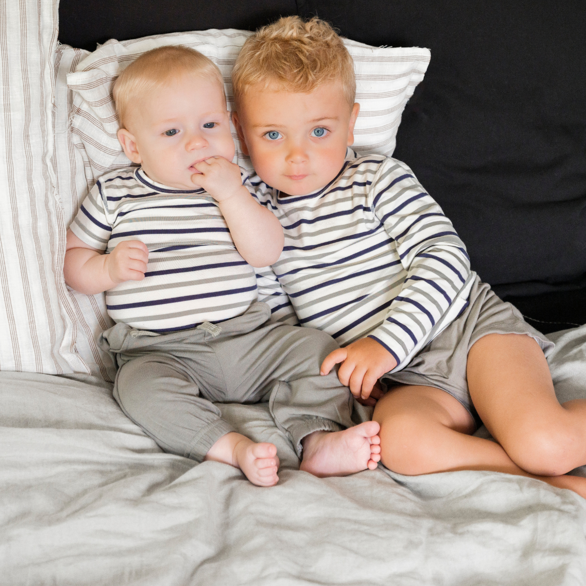 Hust and Claire - Body Kortermet Bambus Buller Stripe Seagrass