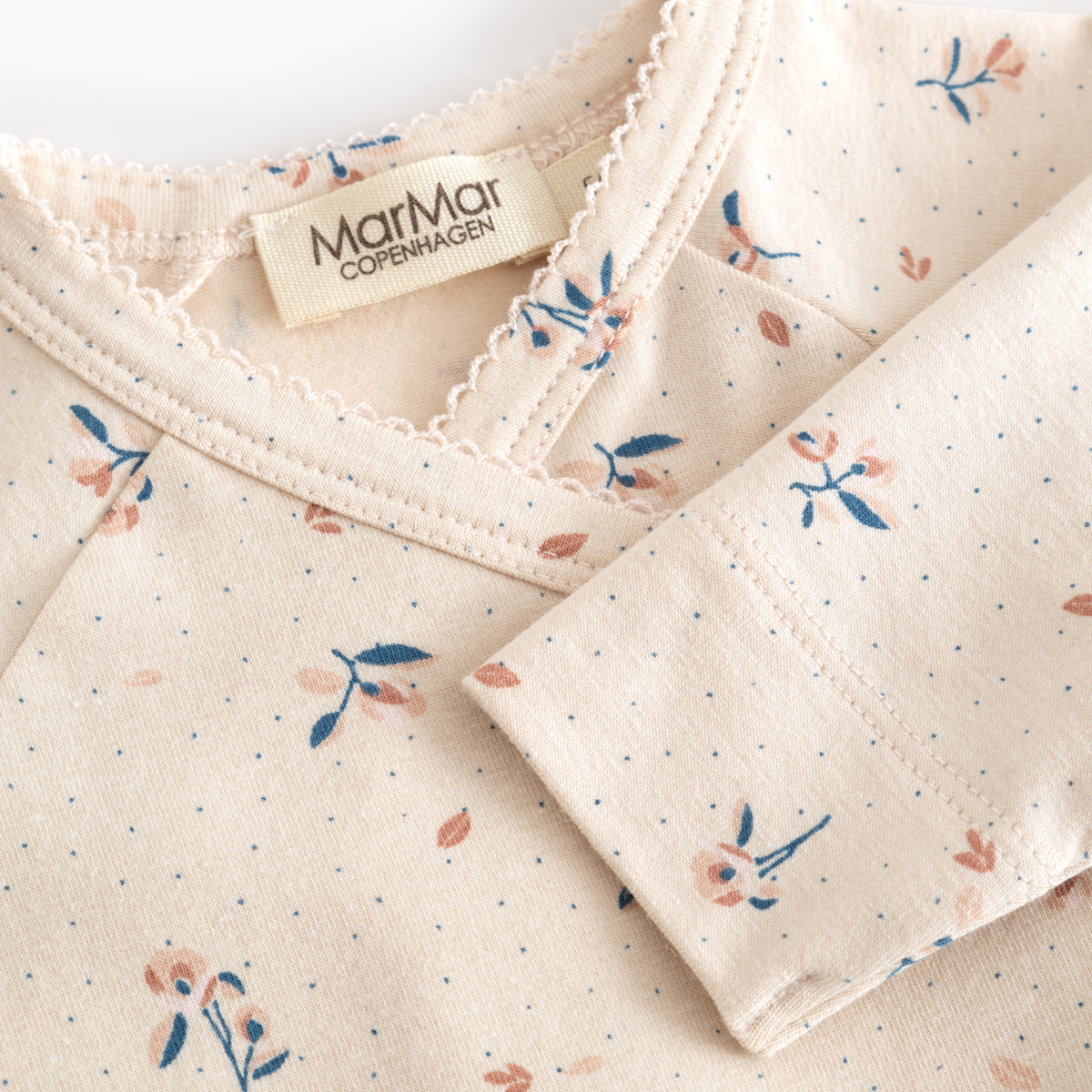 MarMar - Omslagsbody Belita Roses