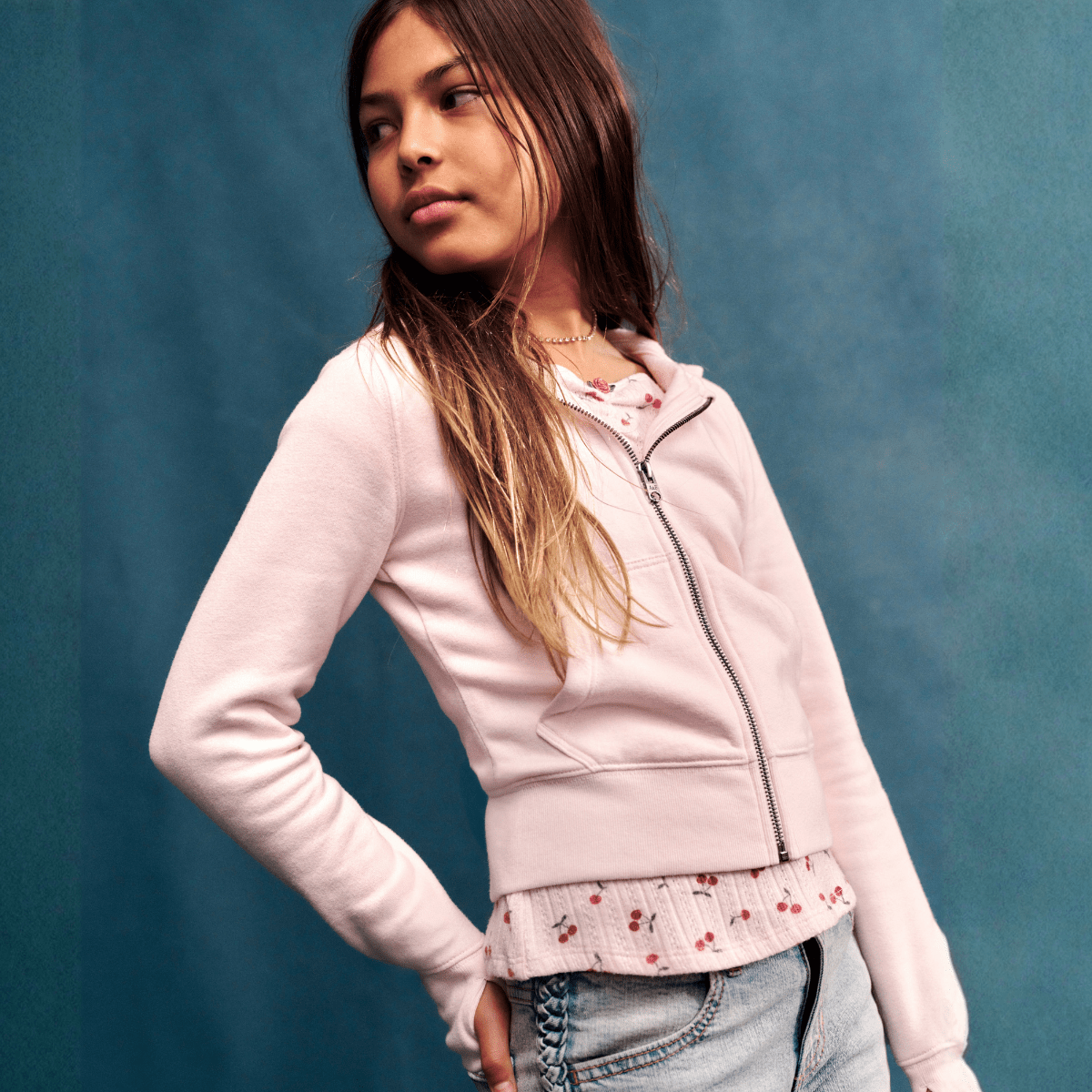 Abercrombie and Fitch - Hettegenser Zip Graphic Pink Marshmallow - Guttelus