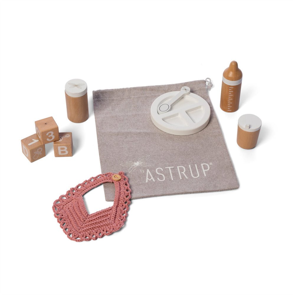Astrup - Spise-sett til dukke - Guttelus