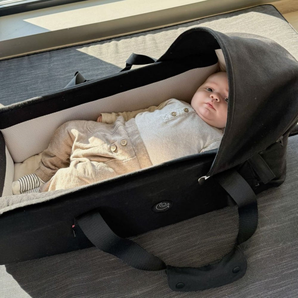 Easygrow - Bærebag/ Babynest Favn 2 Carrynest Sand - Guttelus.no