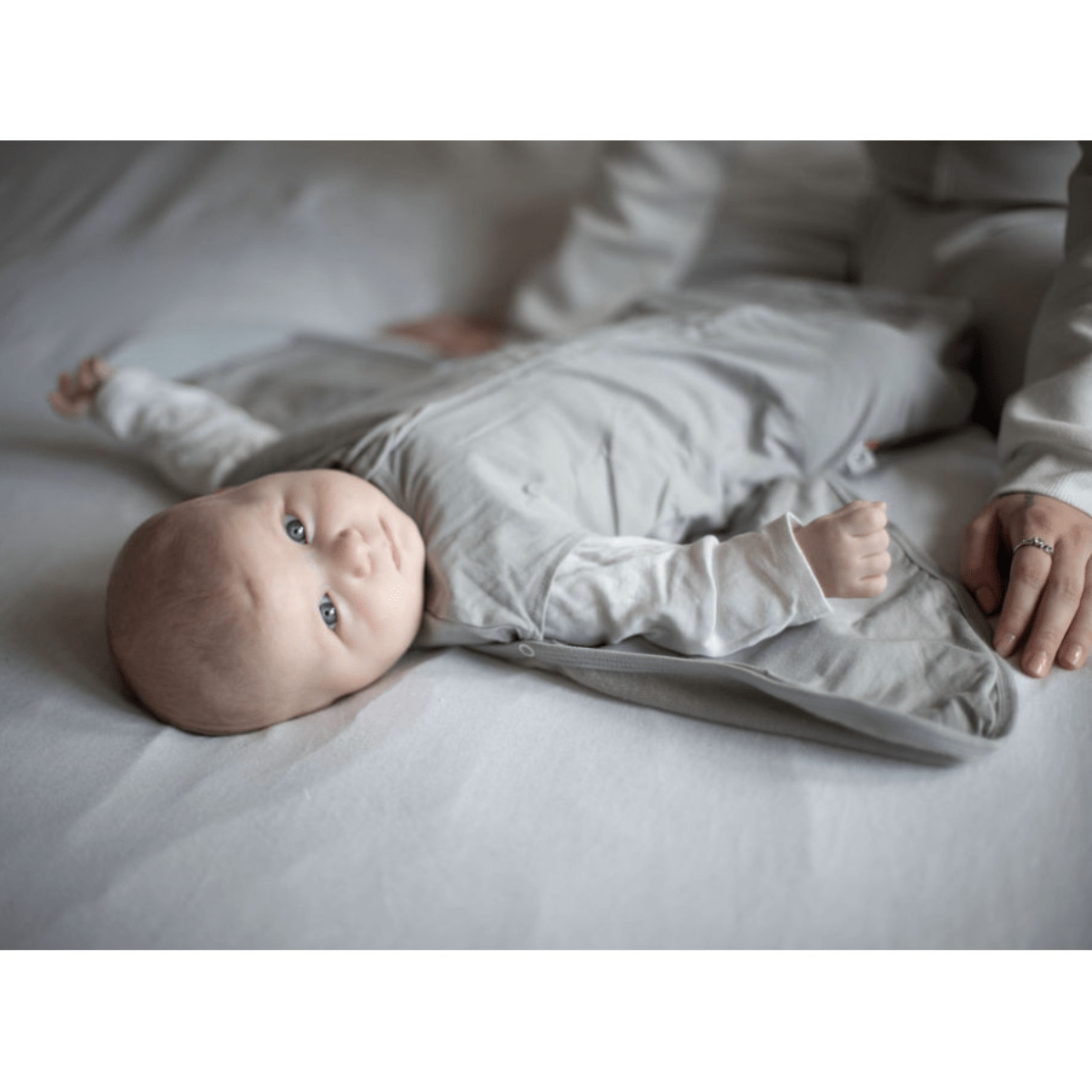 Easygrow - Swaddle Svøpepose Sand - Guttelus.no