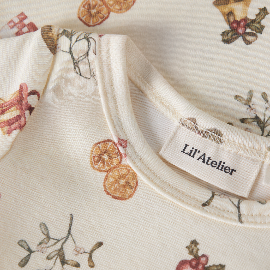 Lil' Atelier - Julebody Layo Gus Turtledove Old Christmas