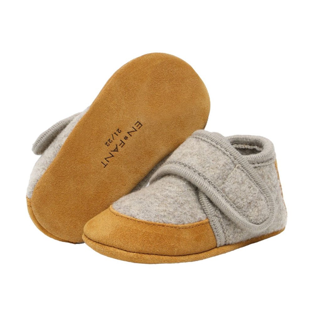 En Fant - Tøfler i Ull/ Suede Sand Melange - Guttelus.no