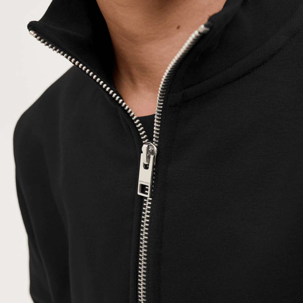 Jack & Jones - Genser Soho Black - Guttelus.no