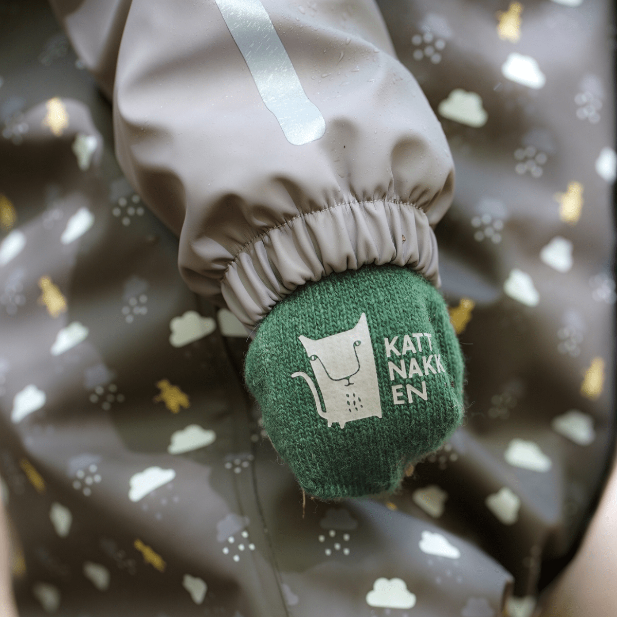 Kattnakken - Vinterregndress Baby Pytt Månefjell - Guttelus.no