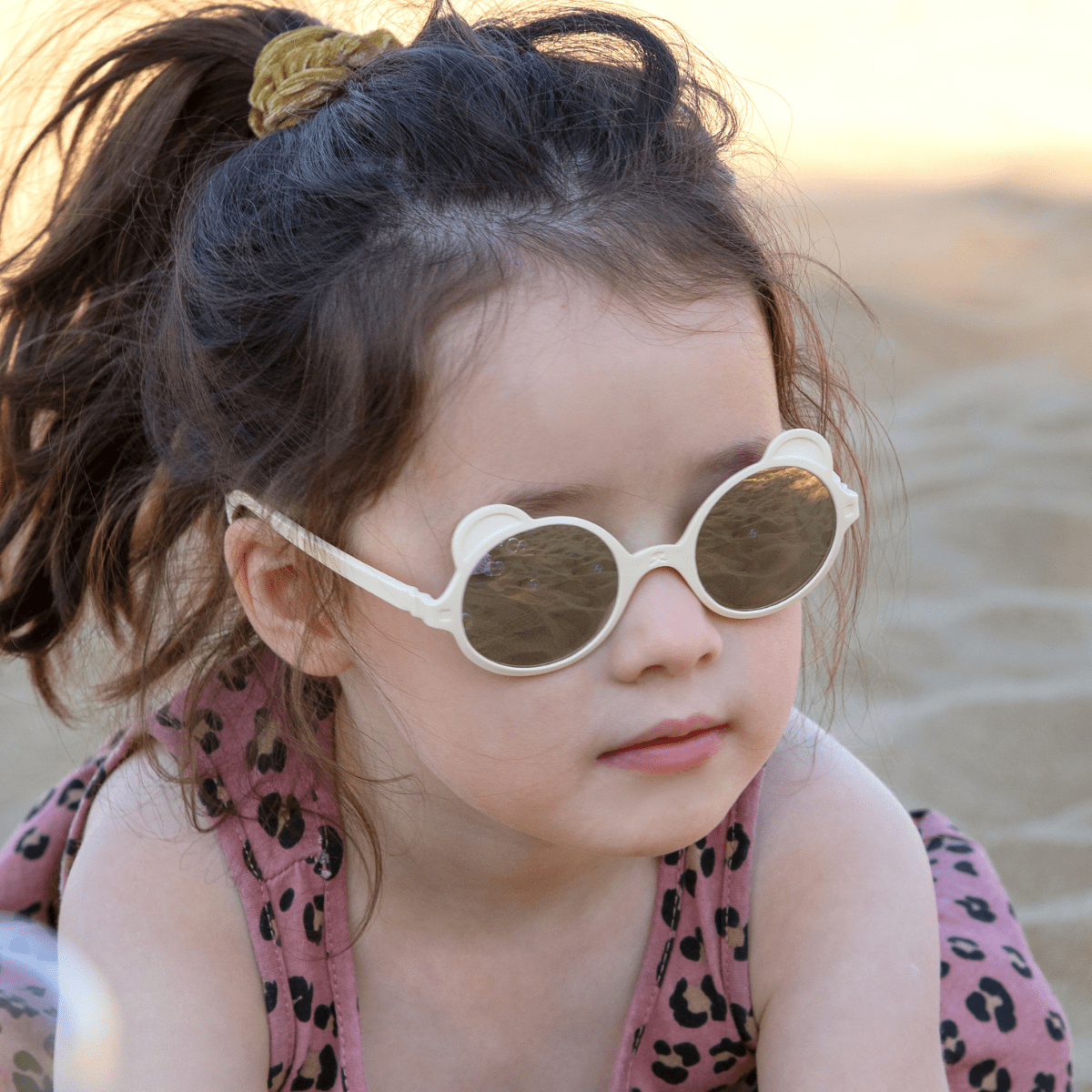 Ki ET LA - Solbriller Uknuselige Ourson Cream - Guttelus.no