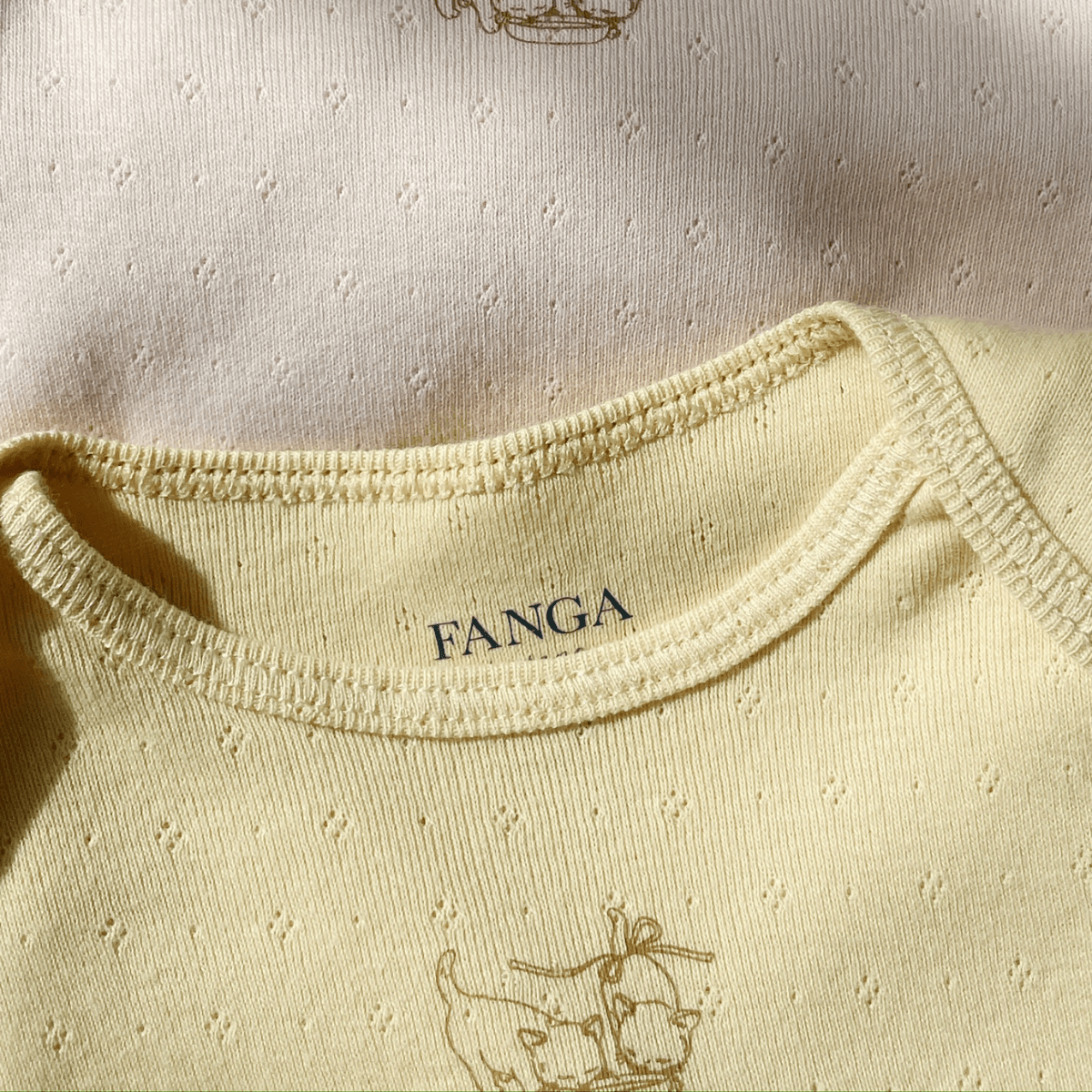 Konges Sløjd - Body 2-pk Perla Banana Crepe/ Creole Pink - Guttelus.no
