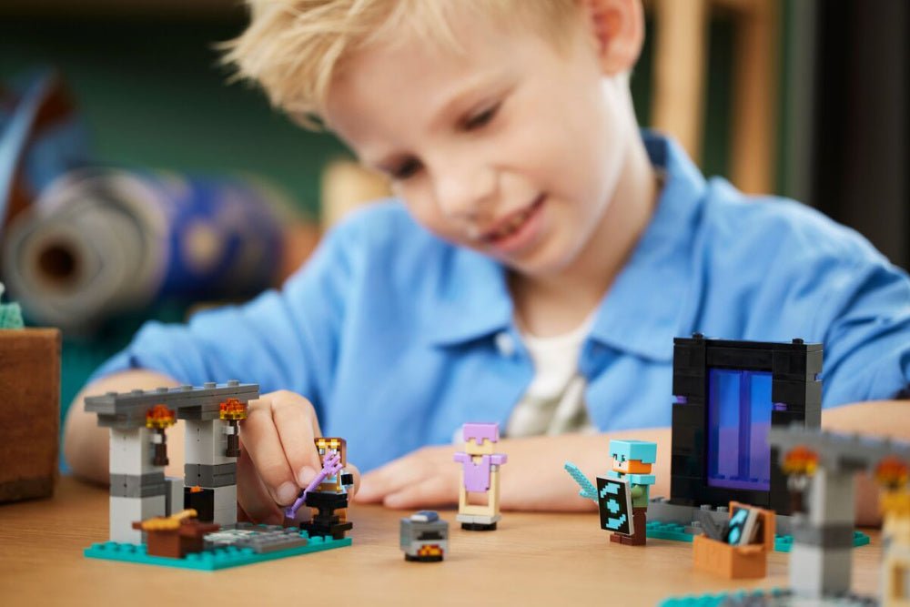 LEGO - Minecraft Våpenkammeret - Guttelus