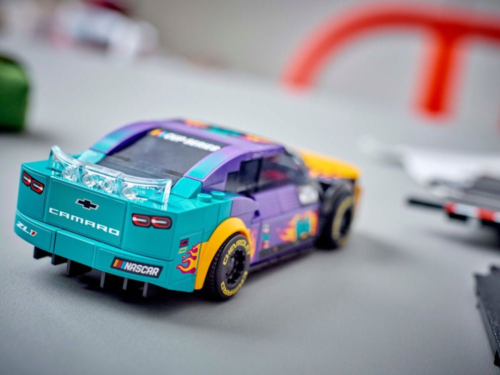 LEGO - NASCAR® Next Gen Chevrolet Camaro ZL1 - Guttelus