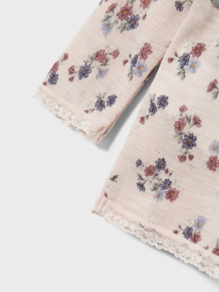 Name It - Trøye Ull Wang Blomster Lilac Ash  - Guttelus.no