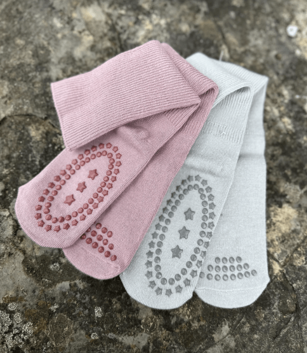 Nordic Kids - Sokker Bambus 2pk Anti-Skli Rosa/ Grå - Guttelus.no