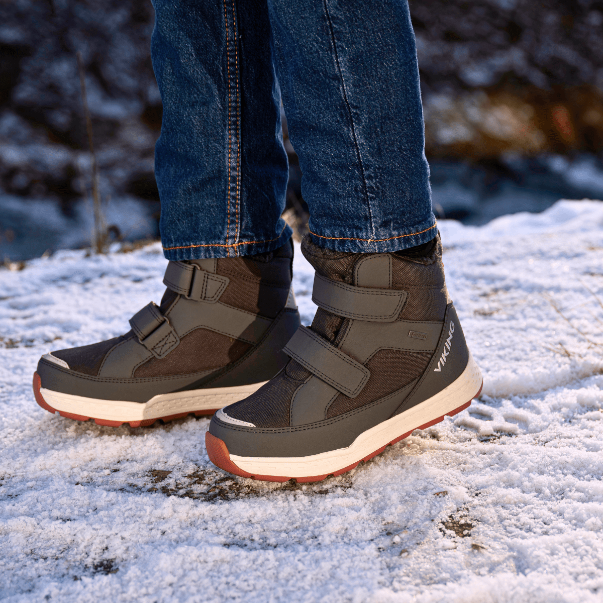 Viking - Vintersko Espo Warm GTX 2V Charcoal/ Pink - Guttelus.no