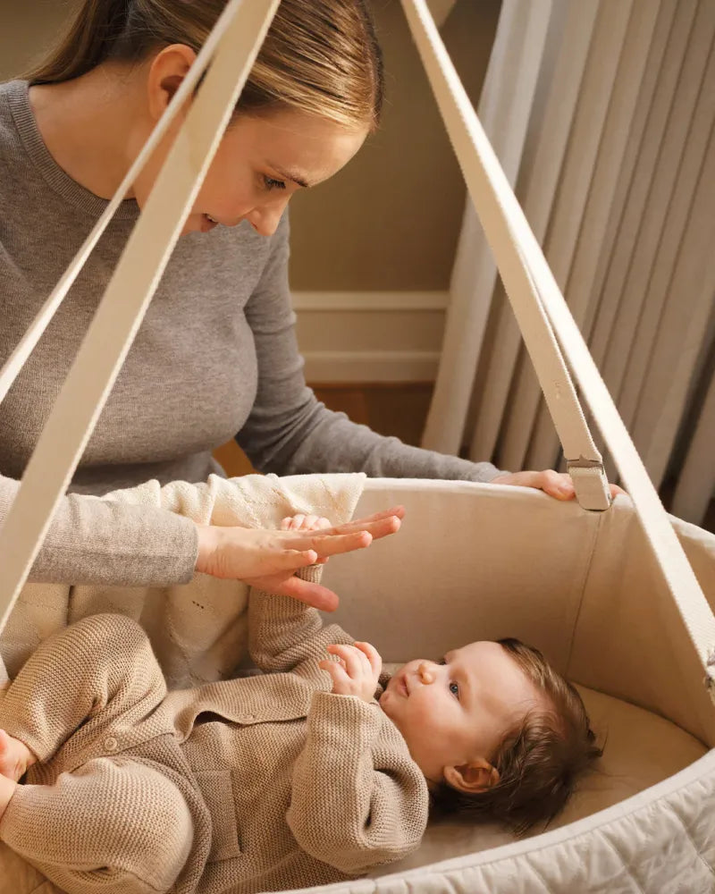 Moonboon - Vugge Oval Cradle + Motor Nature / Warm Sand