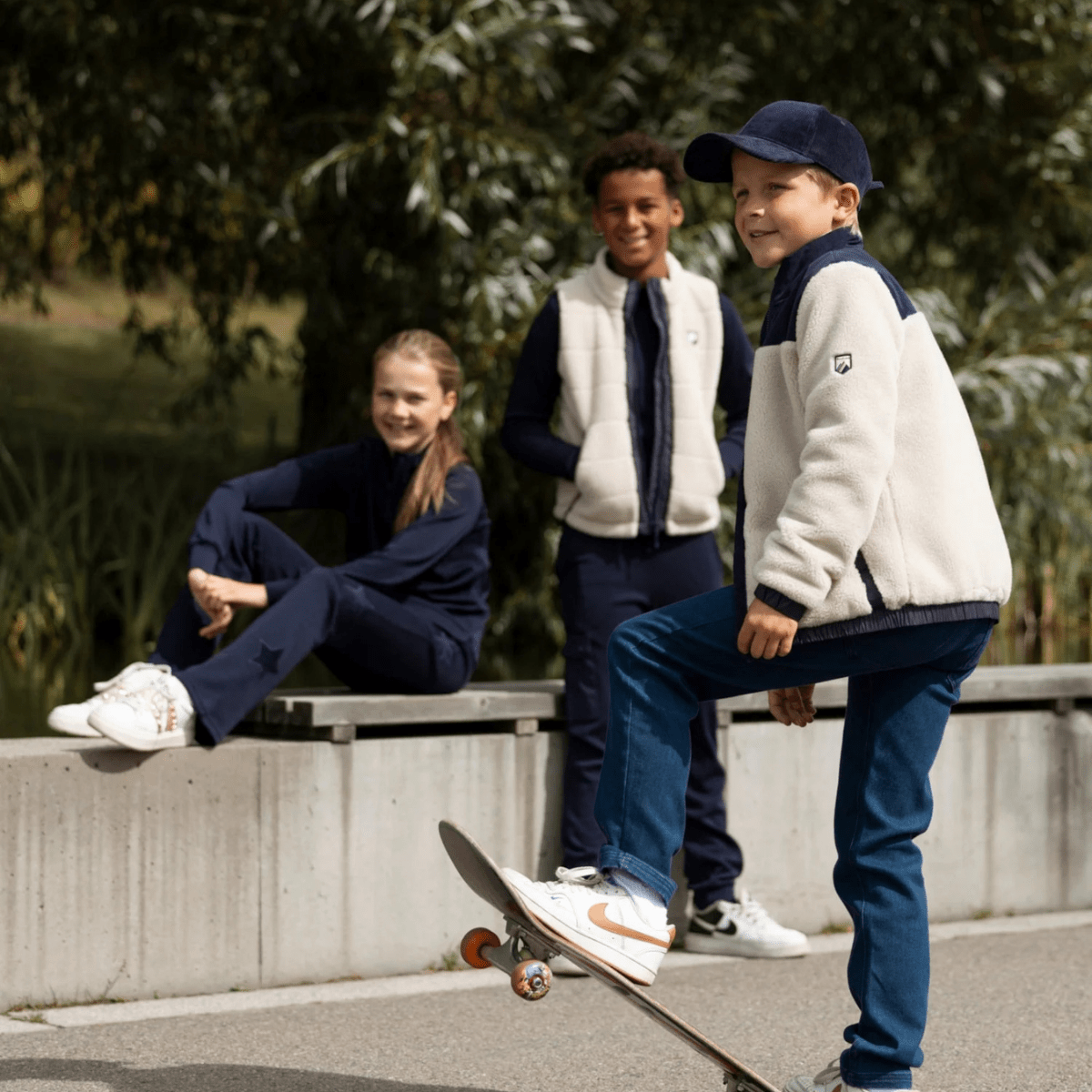 WoolLand - Fleecejakke Stryn Beige/ Navy - Guttelus